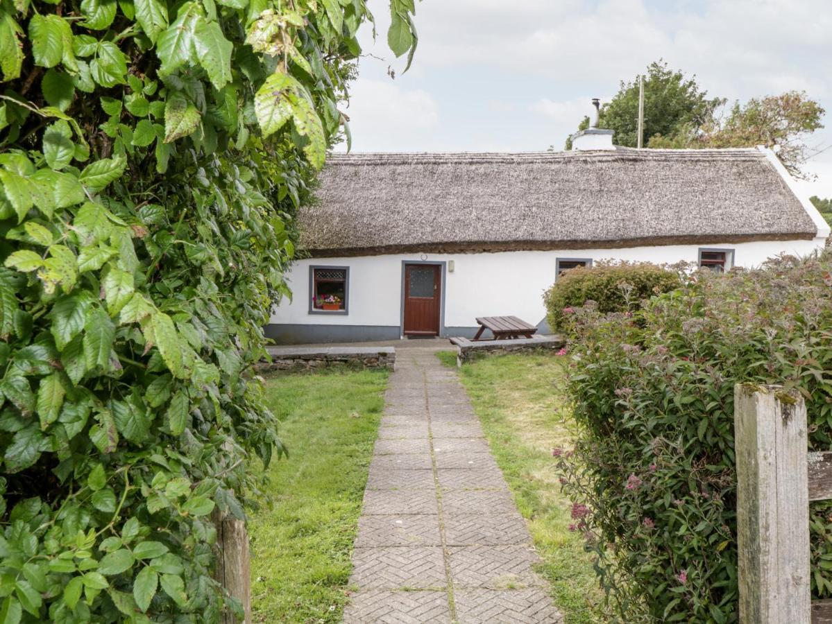 The Thatched Cottage Liscarney Exterior photo